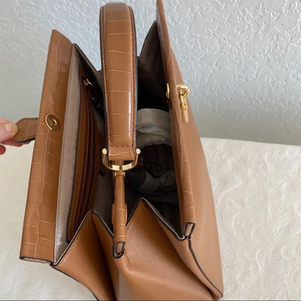 Michael Kors Gramercy Leather Frame 2 way bag